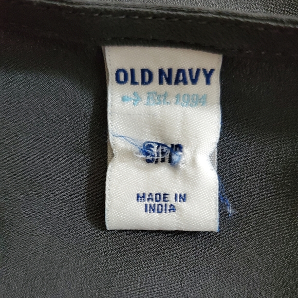 Old Navy Sequined Tank Top - Picture 11 of 13